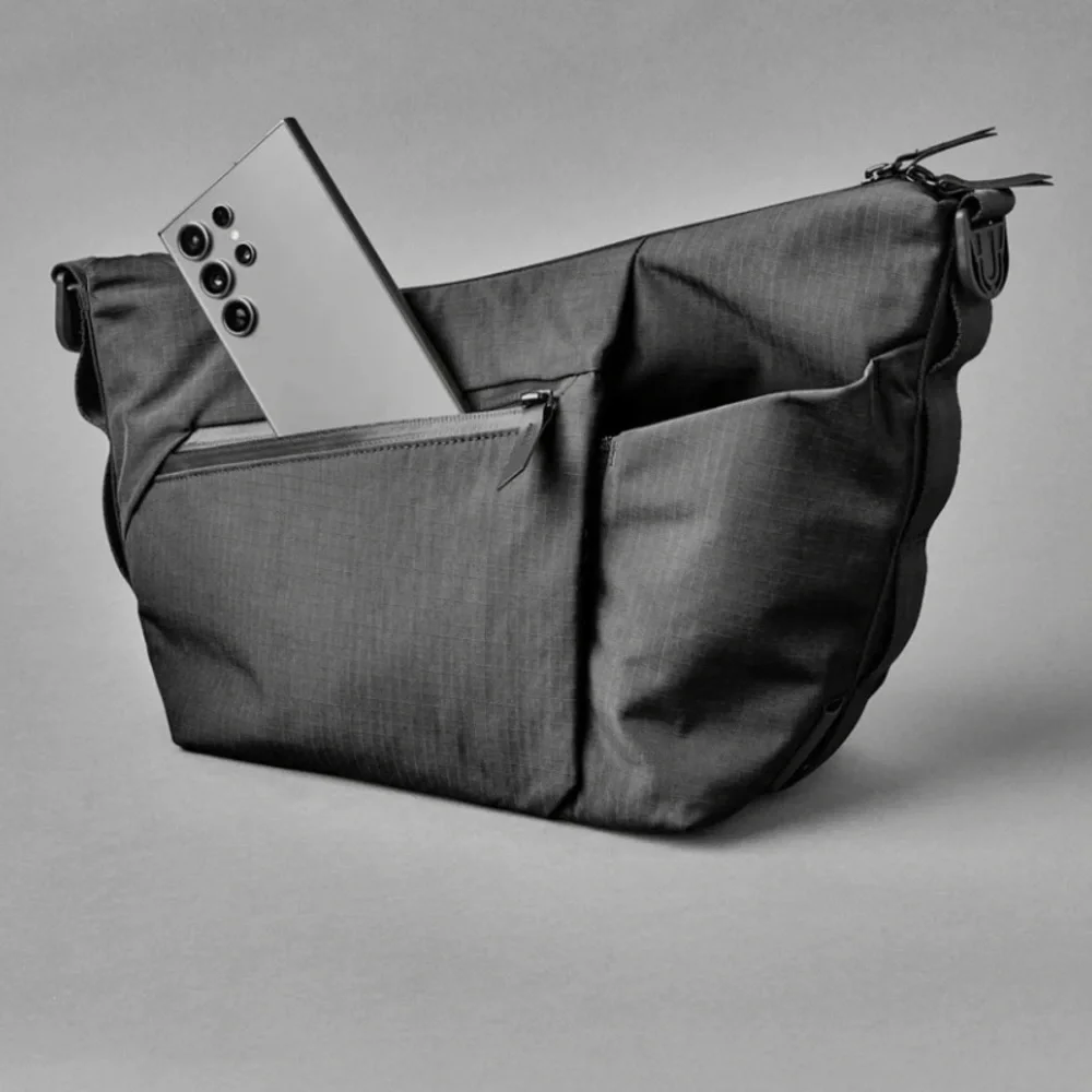 NWT Alpaka Flow satchel 4L - black A5